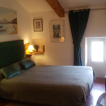 سوسبيل Domaine Du Parais B&B المظهر الخارجي الصورة